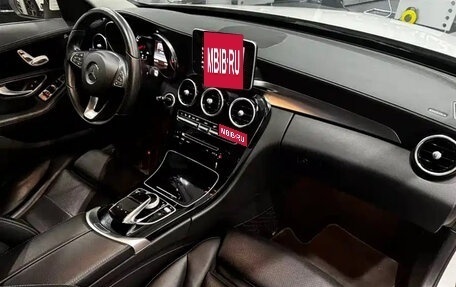 Mercedes-Benz C-Класс, 2018 год, 1 900 000 рублей, 21 фотография