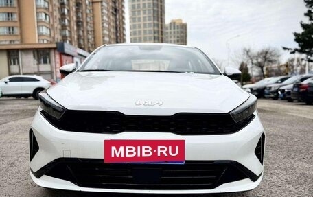 KIA K3, 2023 год, 1 640 000 рублей, 2 фотография