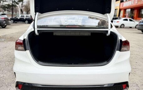 KIA K3, 2023 год, 1 640 000 рублей, 14 фотография