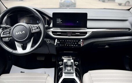KIA K3, 2023 год, 1 640 000 рублей, 18 фотография