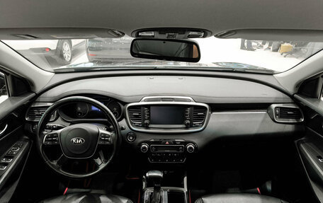 KIA Sorento III Prime рестайлинг, 2018 год, 2 250 000 рублей, 17 фотография