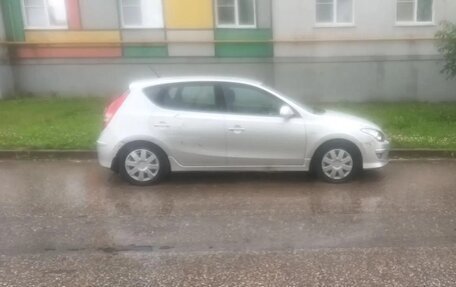 Hyundai i30 I, 2011 год, 520 000 рублей, 2 фотография