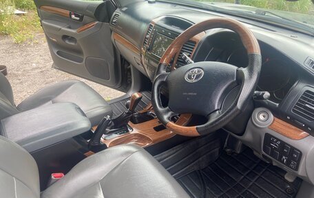 Toyota Land Cruiser Prado 120 рестайлинг, 2007 год, 3 555 000 рублей, 3 фотография