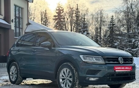 Volkswagen Tiguan II, 2019 год, 2 340 000 рублей, 11 фотография