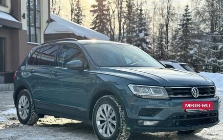 Volkswagen Tiguan II, 2019 год, 2 340 000 рублей, 16 фотография