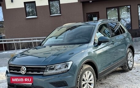 Volkswagen Tiguan II, 2019 год, 2 340 000 рублей, 13 фотография