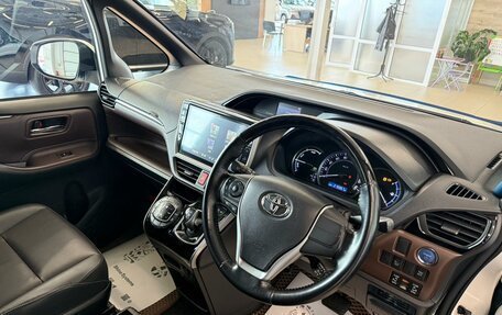 Toyota Esquire I, 2015 год, 1 999 999 рублей, 11 фотография