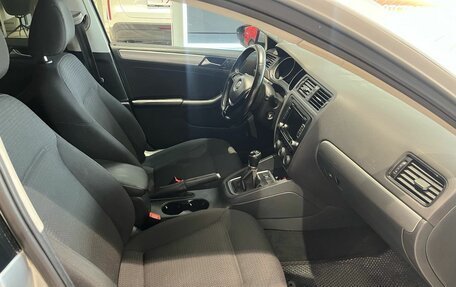 Volkswagen Jetta VI, 2015 год, 929 000 рублей, 15 фотография
