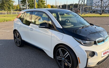 BMW i3 I01 рестайлинг, 2017 год, 2 600 000 рублей, 6 фотография
