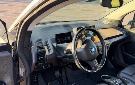 BMW i3 I01 рестайлинг, 2017 год, 2 600 000 рублей, 8 фотография