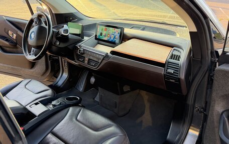 BMW i3 I01 рестайлинг, 2017 год, 2 600 000 рублей, 15 фотография