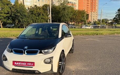 BMW i3 I01 рестайлинг, 2017 год, 2 600 000 рублей, 10 фотография