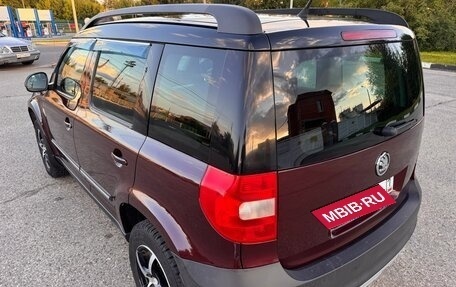 Skoda Yeti I рестайлинг, 2012 год, 390 000 рублей, 32 фотография