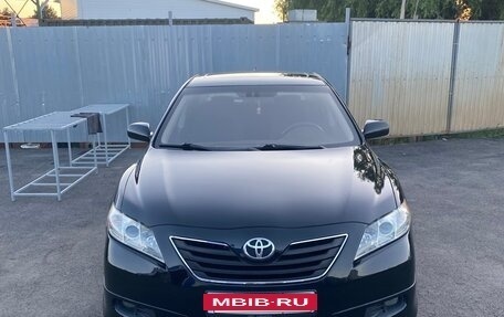 Toyota Camry, 2008 год, 1 150 000 рублей, 2 фотография