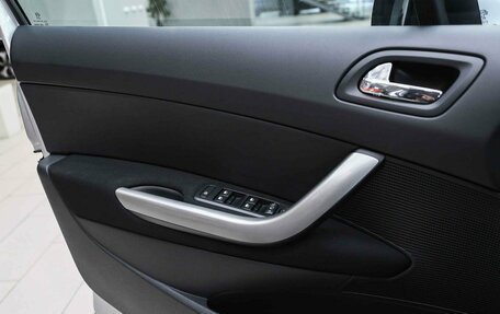 Peugeot 408 I рестайлинг, 2017 год, 850 000 рублей, 8 фотография
