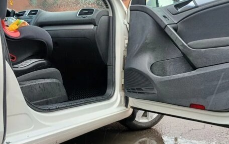 Volkswagen Golf VI, 2012 год, 600 000 рублей, 10 фотография