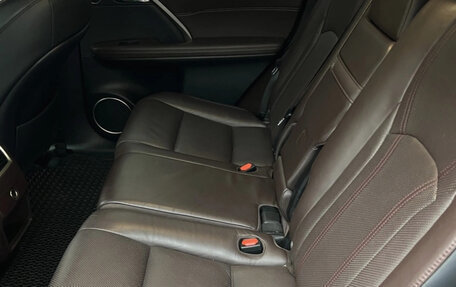 Lexus RX IV рестайлинг, 2017 год, 4 150 000 рублей, 6 фотография