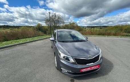 KIA Rio III рестайлинг, 2017 год, 1 385 000 рублей, 28 фотография