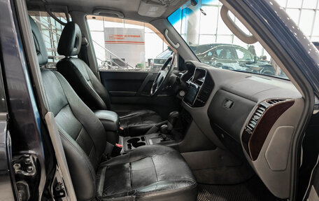 Mitsubishi Montero III, 2002 год, 550 000 рублей, 13 фотография