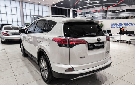 Toyota RAV4, 2017 год, 2 770 000 рублей, 8 фотография
