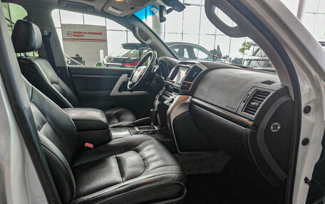 Toyota Land Cruiser 200, 2015 год, 4 250 000 рублей, 15 фотография