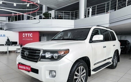 Toyota Land Cruiser 200, 2015 год, 4 250 000 рублей, 2 фотография