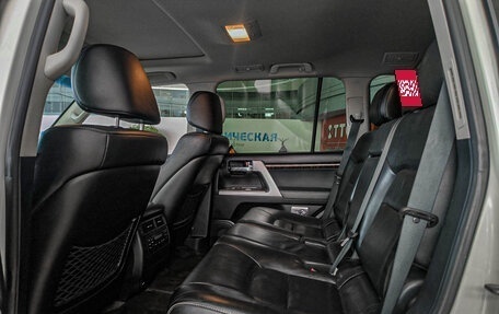 Toyota Land Cruiser 200, 2015 год, 4 250 000 рублей, 16 фотография