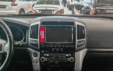 Toyota Land Cruiser 200, 2015 год, 4 250 000 рублей, 19 фотография