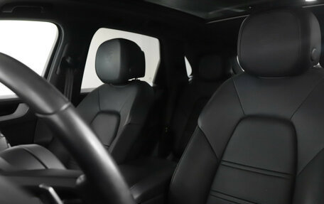 Porsche Cayenne III, 2023 год, 10 999 900 рублей, 16 фотография