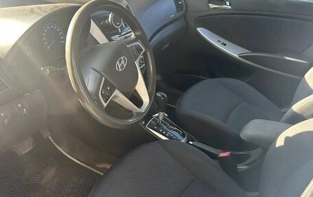 Hyundai Solaris II рестайлинг, 2014 год, 700 000 рублей, 4 фотография