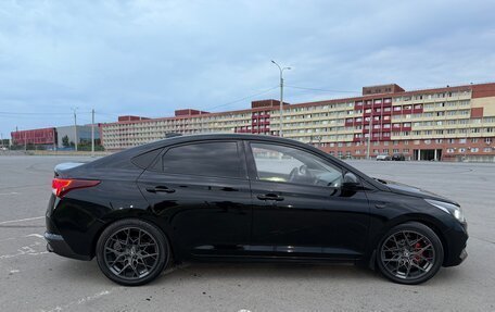 Hyundai Solaris II рестайлинг, 2017 год, 1 370 000 рублей, 8 фотография