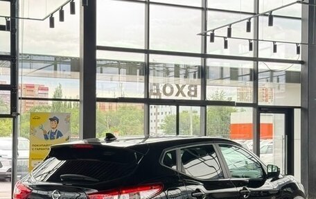 Nissan Qashqai, 2018 год, 1 999 000 рублей, 2 фотография