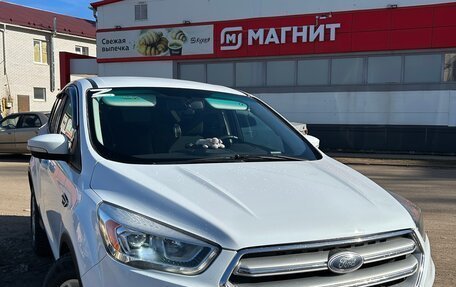 Ford Kuga III, 2017 год, 1 750 000 рублей, 10 фотография