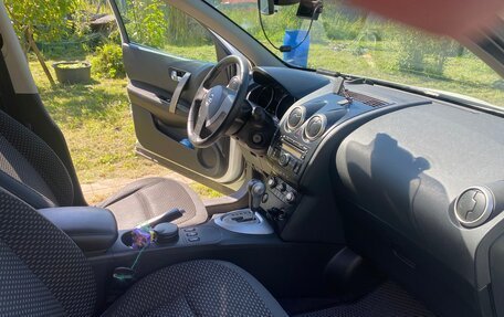 Nissan Qashqai, 2008 год, 750 000 рублей, 10 фотография