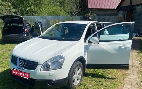 Nissan Qashqai, 2008 год, 750 000 рублей, 2 фотография
