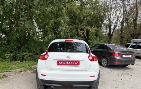 Nissan Juke II, 2011 год, 1 000 000 рублей, 3 фотография