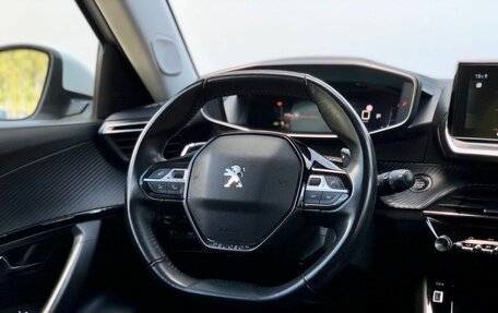 Peugeot 2008 II, 2021 год, 1 730 000 рублей, 11 фотография