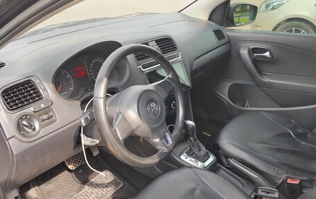 Volkswagen Polo VI (EU Market), 2013 год, 670 000 рублей, 3 фотография