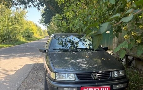 Volkswagen Passat B4, 1995 год, 300 000 рублей, 1 фотография