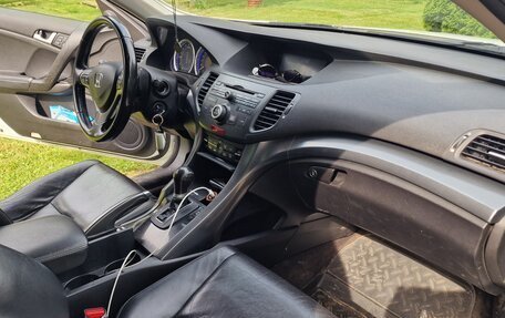 Honda Accord VIII рестайлинг, 2012 год, 1 050 000 рублей, 6 фотография