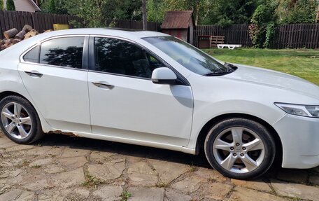 Honda Accord VIII рестайлинг, 2012 год, 1 050 000 рублей, 5 фотография