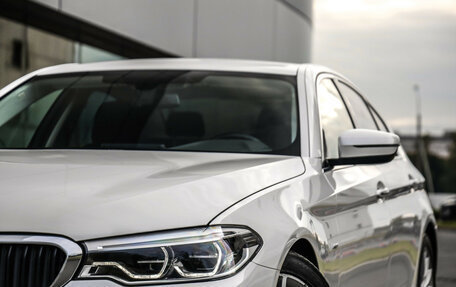 BMW 5 серия, 2018 год, 3 049 000 рублей, 2 фотография