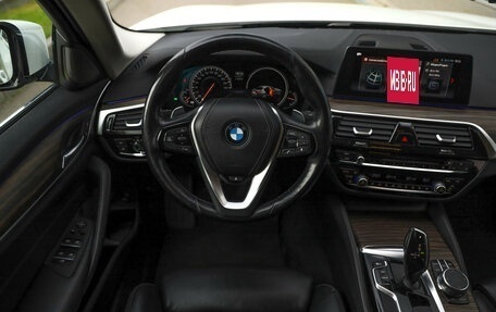 BMW 5 серия, 2018 год, 3 049 000 рублей, 13 фотография