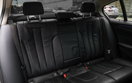 BMW 5 серия, 2018 год, 3 049 000 рублей, 28 фотография