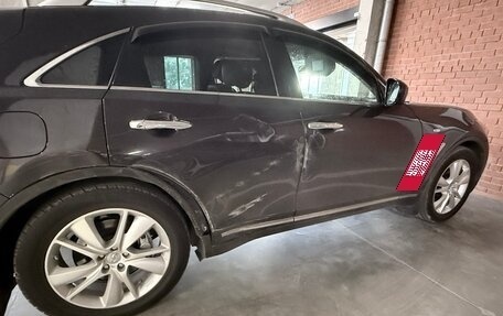 Infiniti QX70, 2016 год, 2 300 000 рублей, 7 фотография
