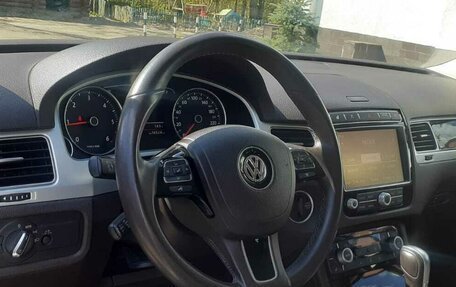 Volkswagen Touareg III, 2016 год, 3 000 000 рублей, 16 фотография