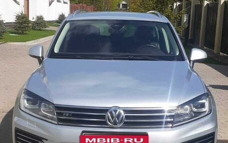 Volkswagen Touareg III, 2016 год, 3 000 000 рублей, 14 фотография