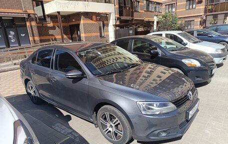 Volkswagen Jetta VI, 2012 год, 1 200 000 рублей, 2 фотография