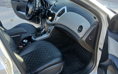 Chevrolet Cruze II, 2013 год, 590 000 рублей, 16 фотография