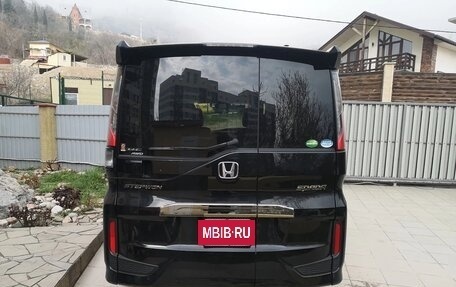 Honda Stepwgn IV, 2021 год, 2 850 000 рублей, 6 фотография